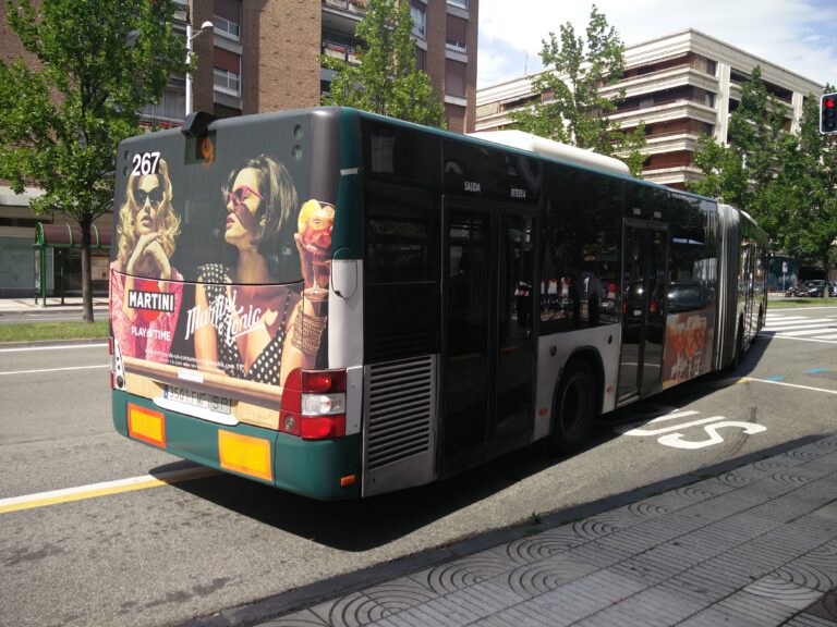 Publicidad en autobuses Pamplona - Bus & Trucks Marketing